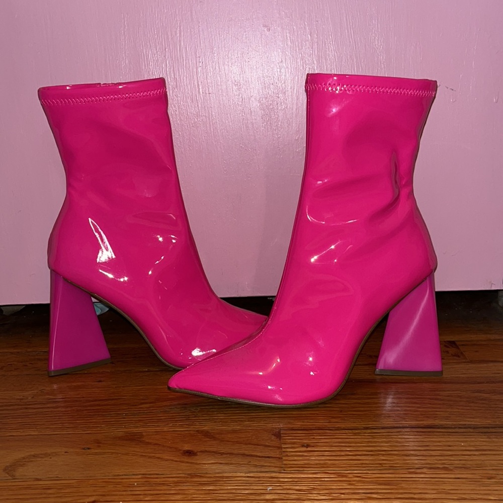 New Pink Steve Madden boots